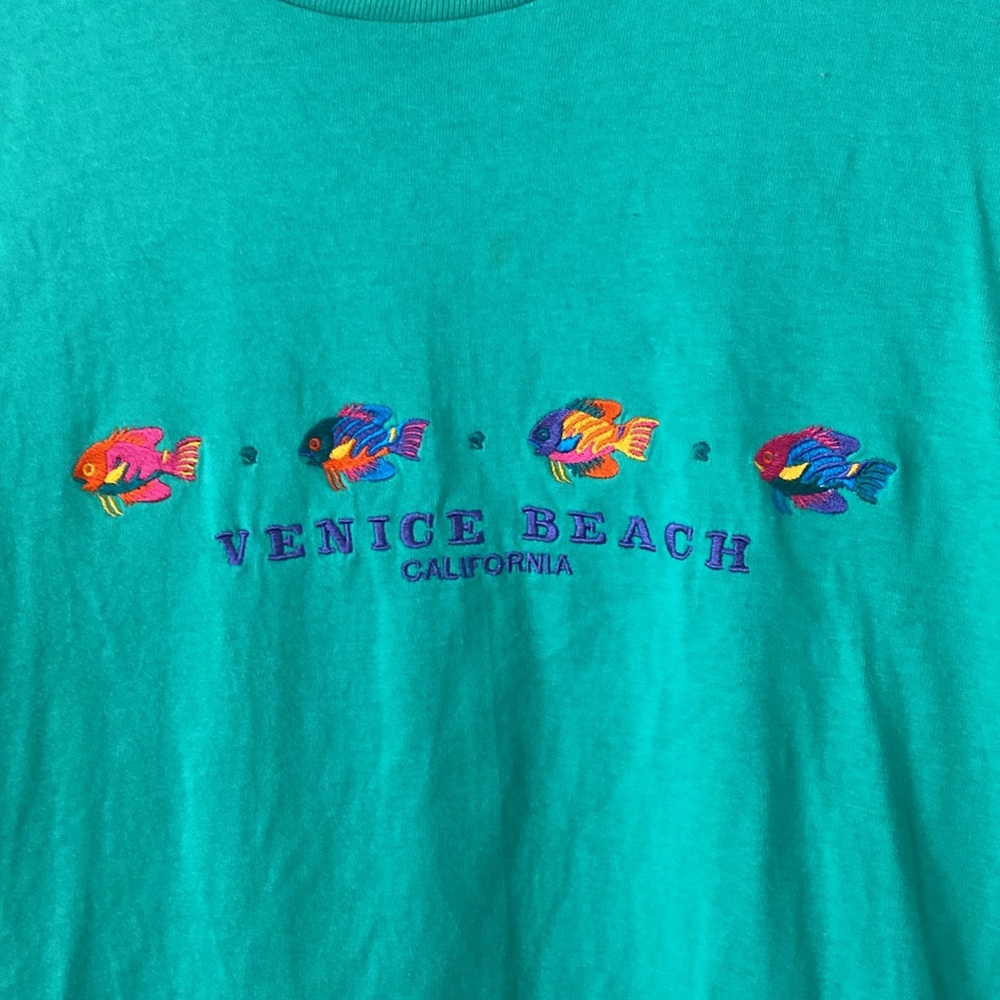 Venice Beach California Short Sleeve Shirt with Colorful Embroidered Fish L